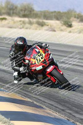 media/Dec-04-2025-Racers Edge (Thu) [[5ebc9f124d]]/3-B Group/3-Session 2 (Turn 7 Inside)/